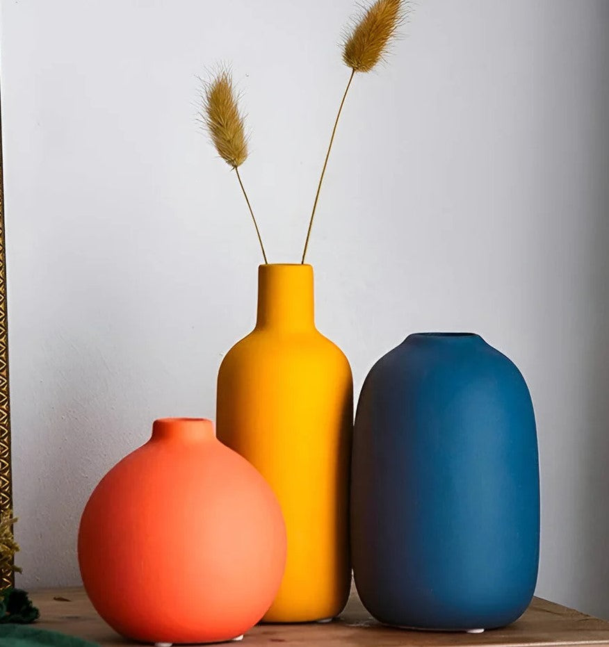 Matte Ceramic Minimalist Table Vase