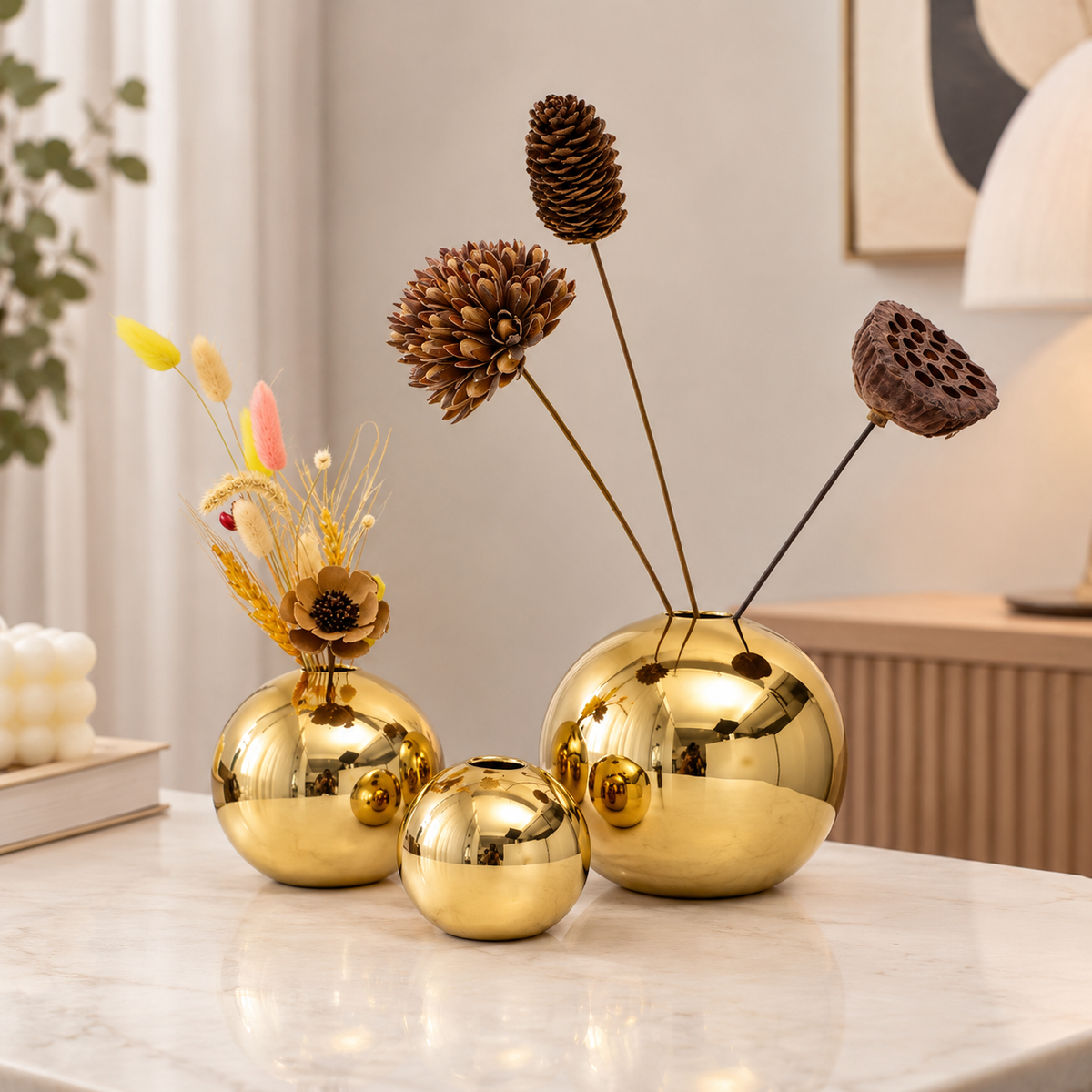 Nova Gold Spherical Ceramic Vase – Modern Electroplated Mirror Tabletop Flower Vase